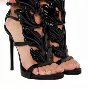 The Noir Imperial Heel