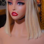 Peruca vietnamita natural, loira platinada, lisa e sem pelos.